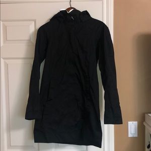 Women’s Lululemon trench jacket